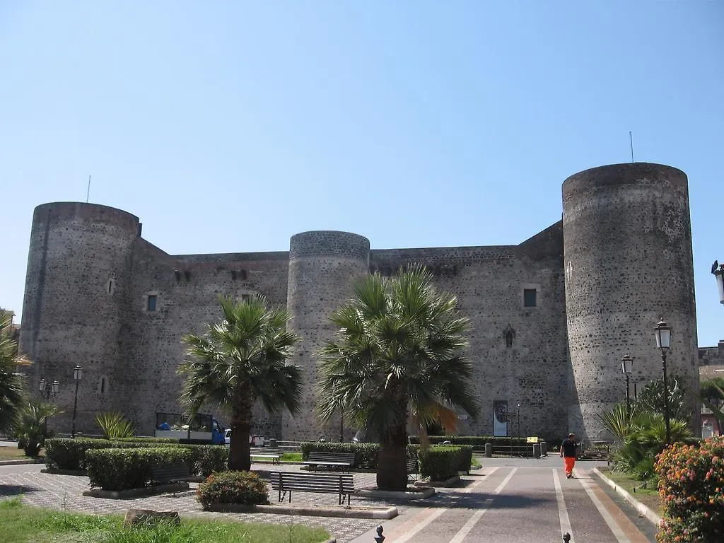 *** Bed & Breakfast Bellini Home B&B Accessibile con Ascensore Aeroporto di Catania Fontana Rossa Italia