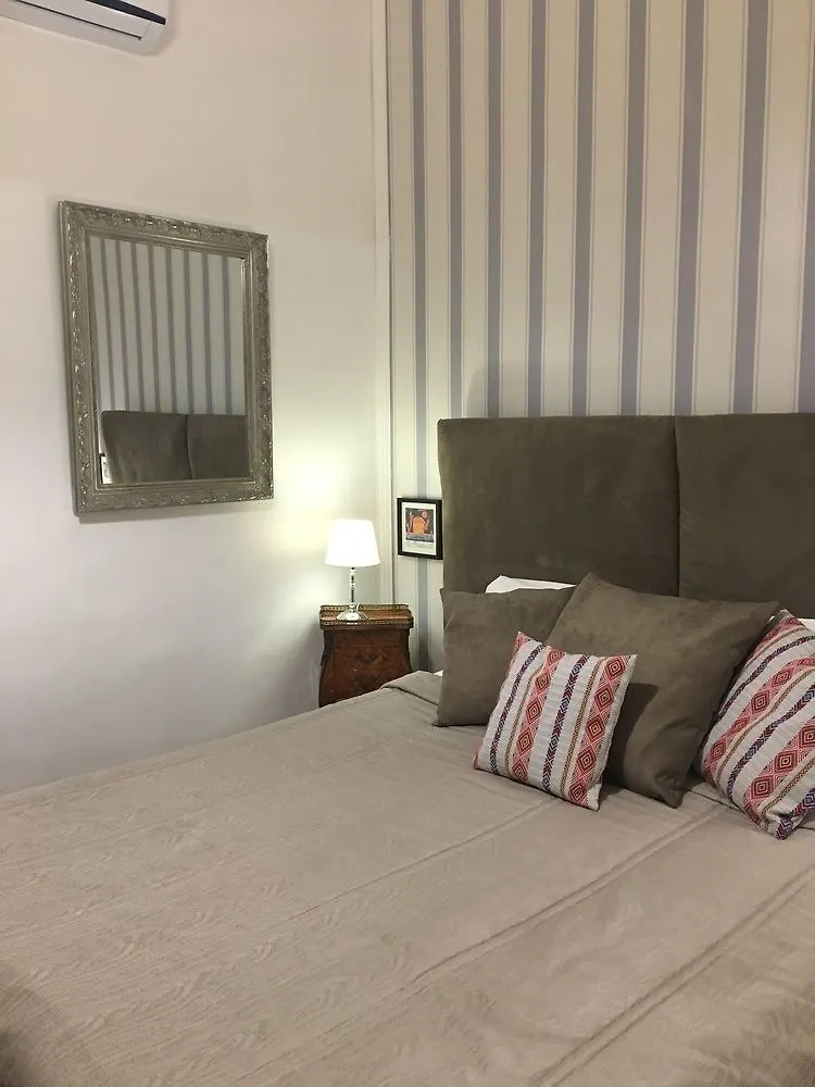 Bed & Breakfast Bellini Home B&B Accessibile con Ascensore Aeroporto di Catania Fontana Rossa