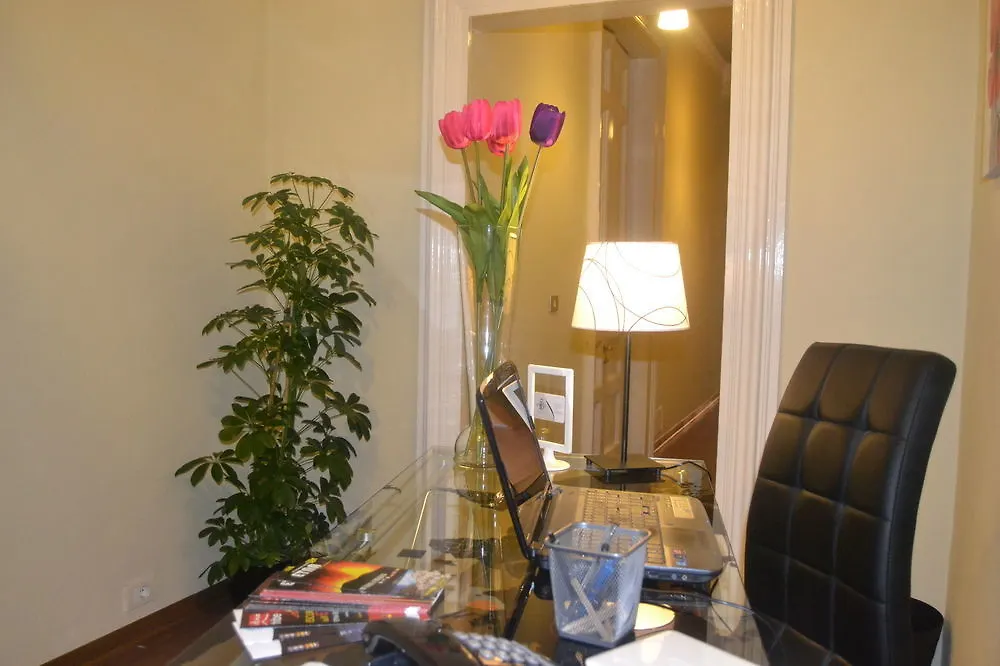 Bed & Breakfast Bellini Home B&B Accessibile con Ascensore Aeroporto di Catania Fontana Rossa